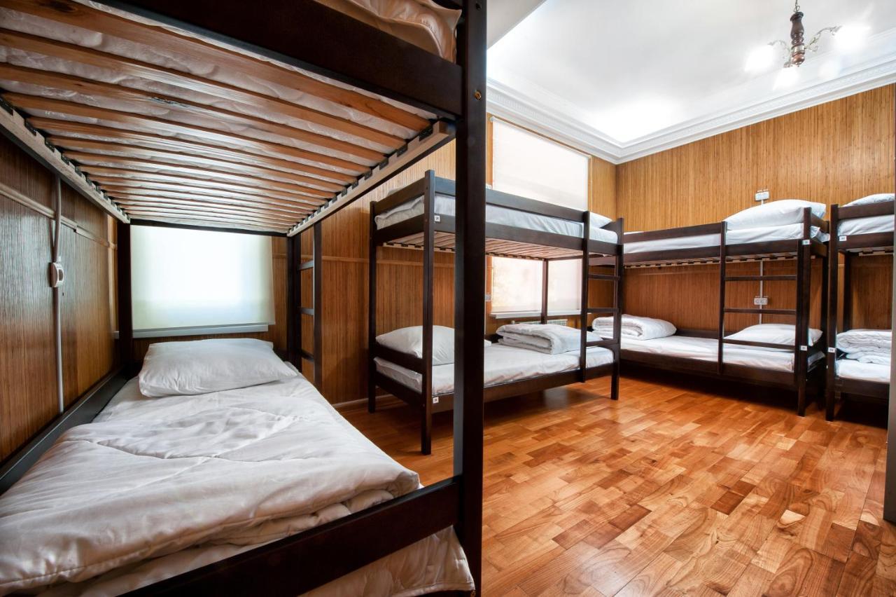 Pallet Hostel Kiev Exterior foto